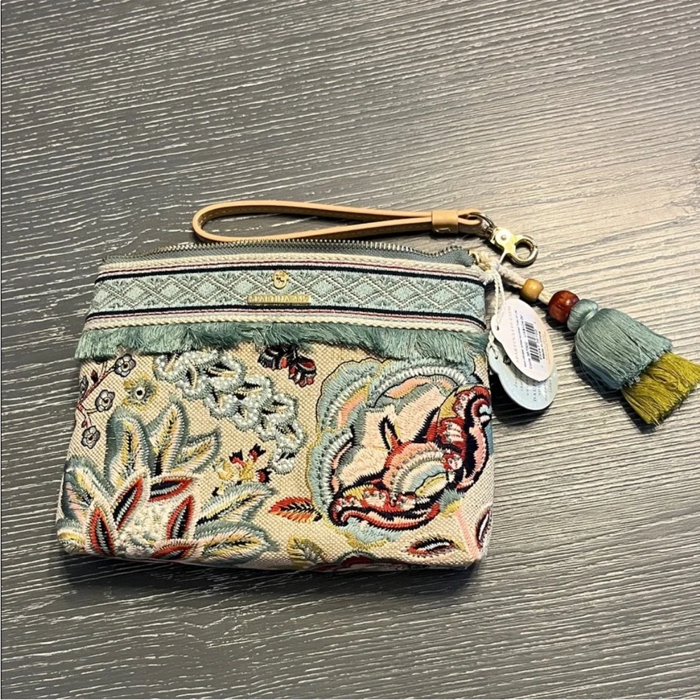 Spartina 449 Floral Embroidered wristlet Bag - Picture 1 of 8